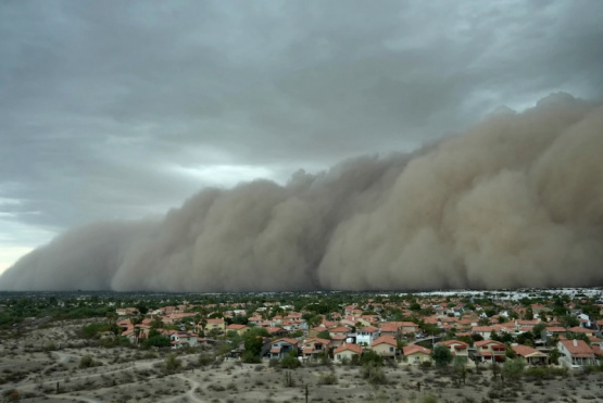 Tormenta de arena dejó a miles de personas sin electricidad