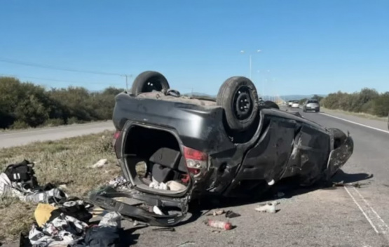 Mendoza: un joven de 18 años y una beba murieron en accidente automovilístico 