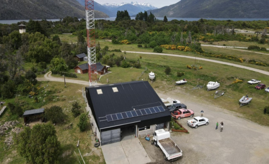 Instalan un nuevo sistema fotovoltaico en el Centro de Monitoreo