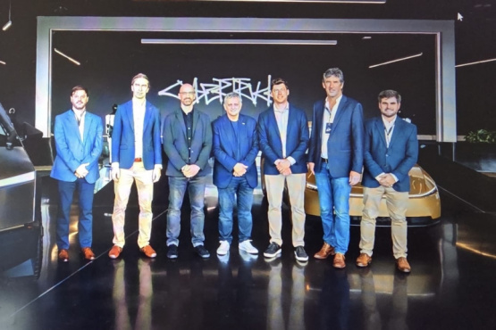 Alianza estratégica: YPF y Tesla firman un acuerdo para desarrollar infraestructura energética